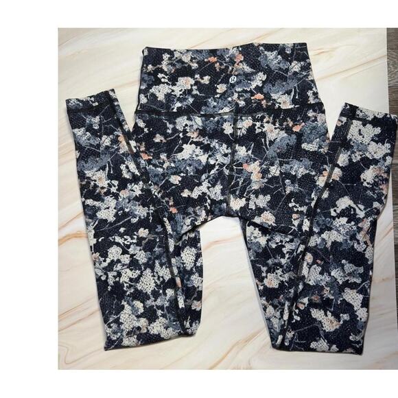Lululemon Wunder Under Hi-Rise Tight 28"Spring Bloom Multi - Picture 1 of 5